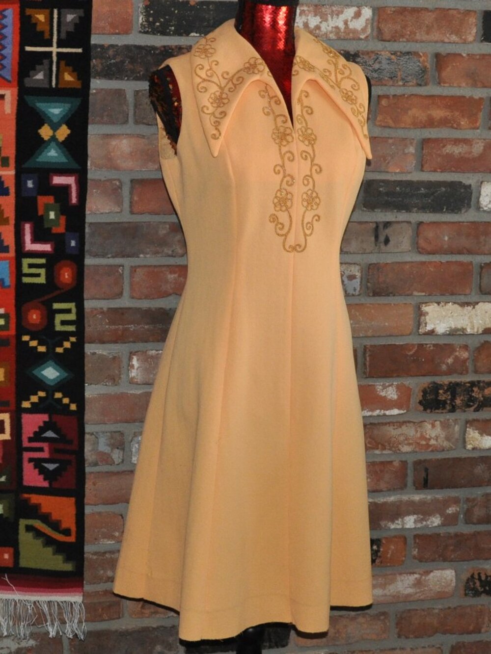 VINTAGE 60S 70s Go-Go Hippie Mini Peach Dress Handmade Mod Pointed Colar M